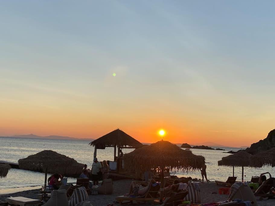 Eagles Nest Villa Athenian Riviera In Aghia Marina Near Lagonisi, Next To The Beach Close To Athens Airport Agia Marina  Dış mekan fotoğraf